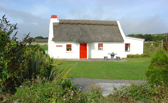 Traditional Irish thatched cottage/