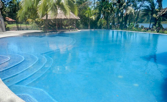 Swimming pool at Rio Indio Ecolodge in Nicaragua/